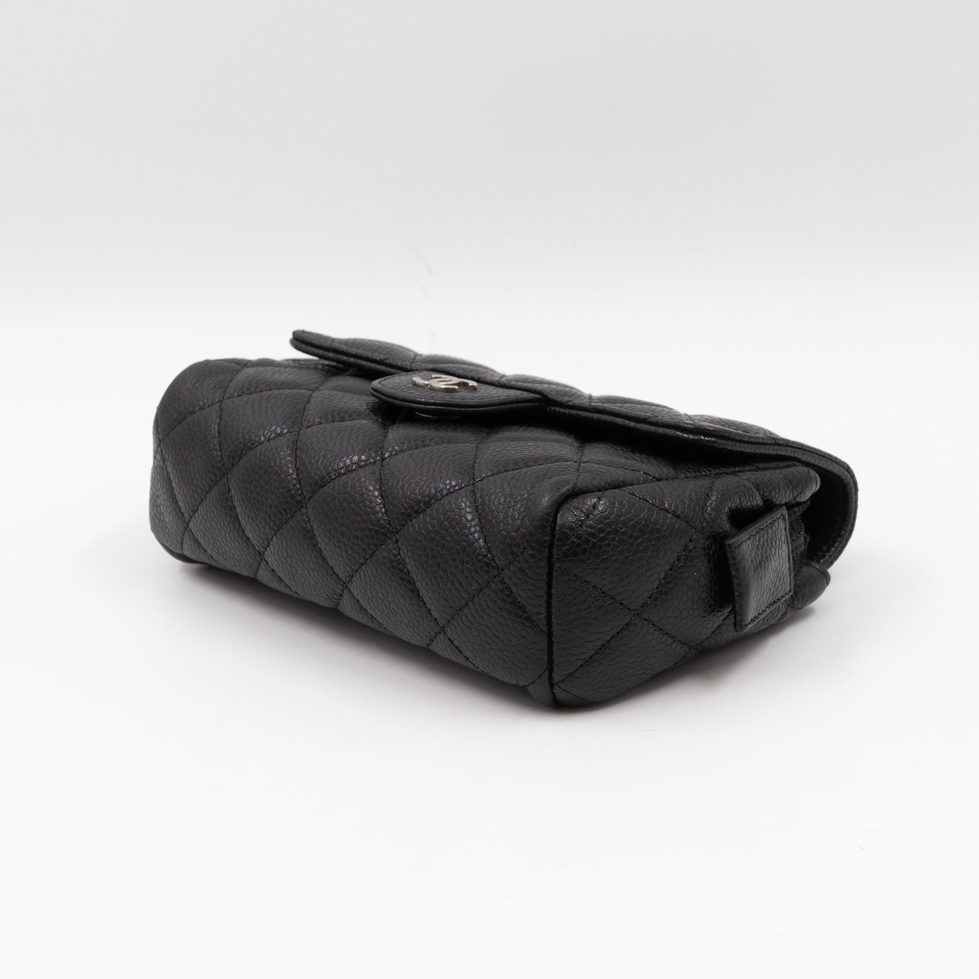 Small Flap Cosmetic Case Quilted Caviar Black