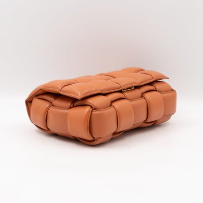 Classic Padded Cassette Clay Intrecciato Leather