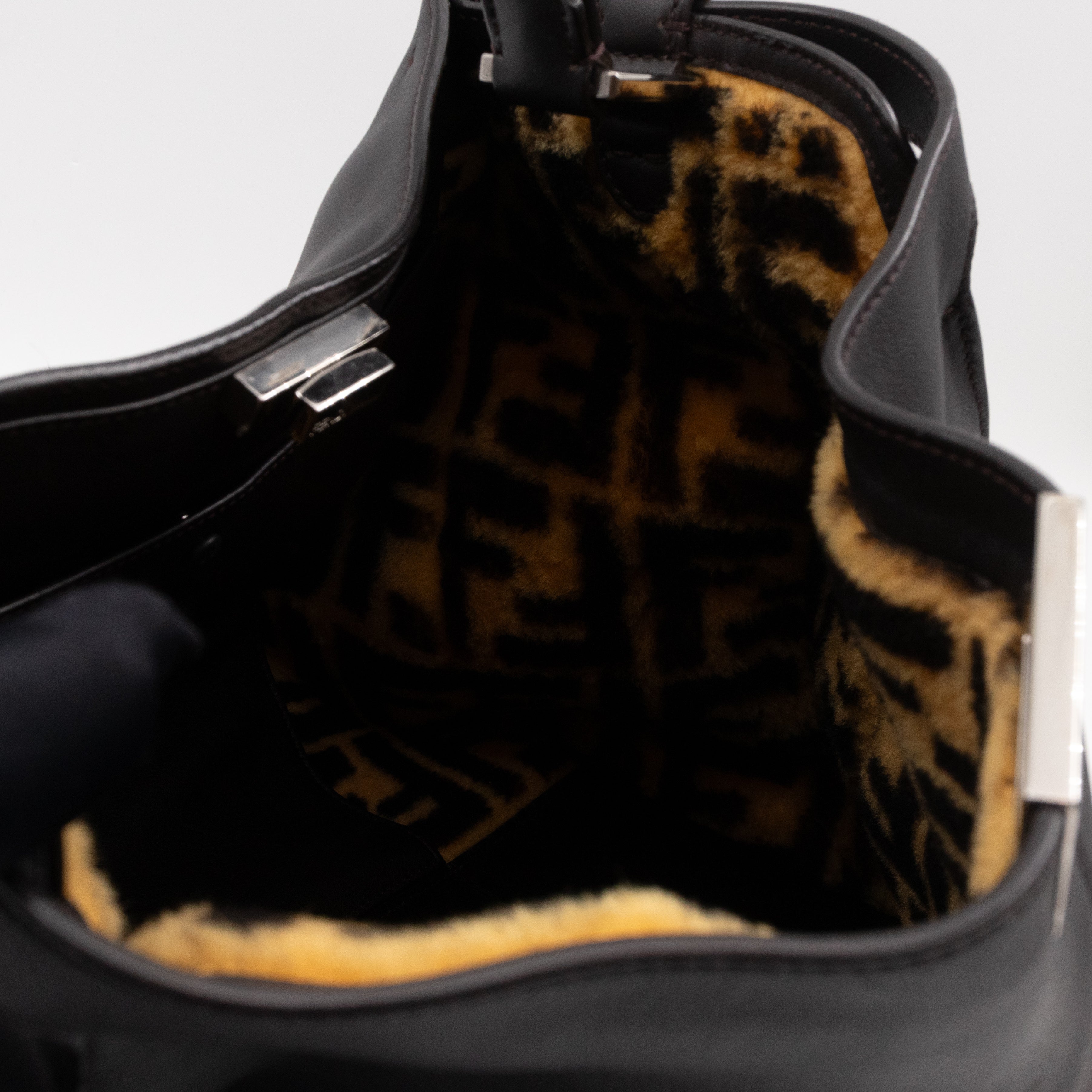 Peekaboo X-lite Large Brown Leather & FF Wool