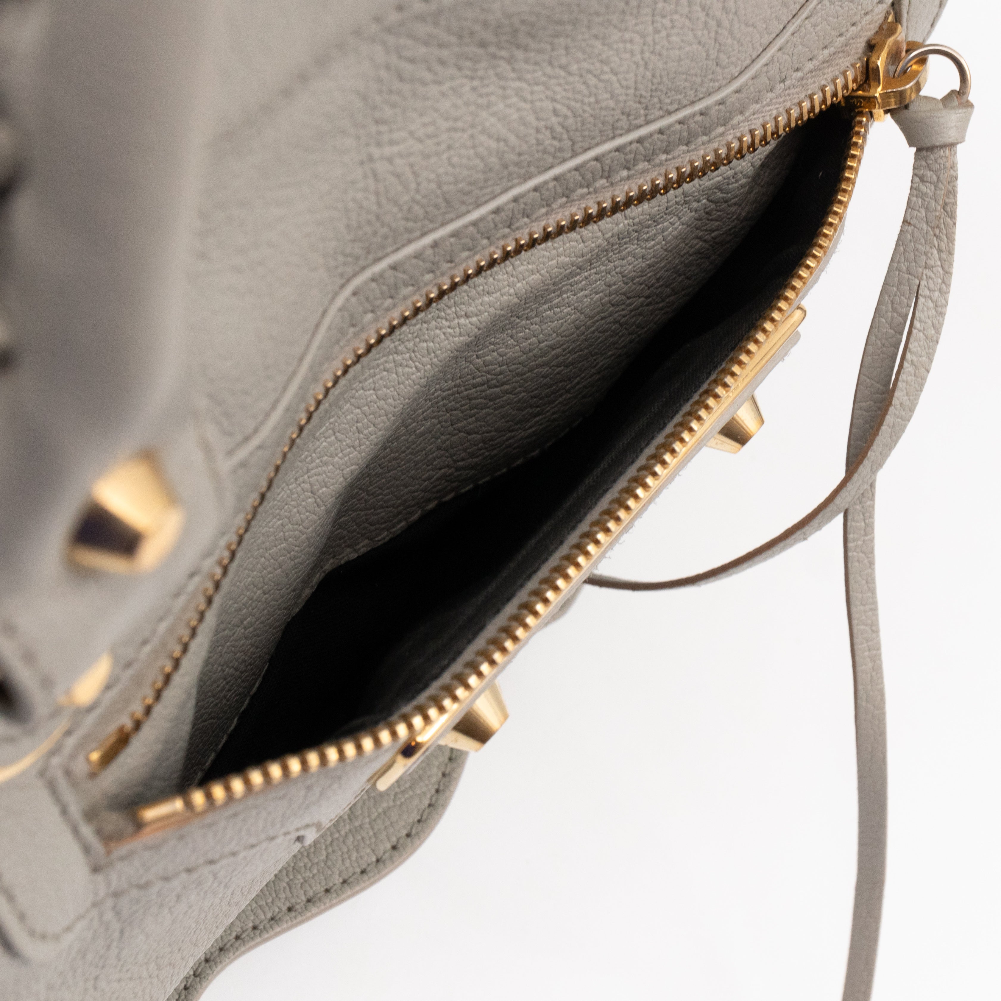 Classic City Metallic Edge Grey Leather