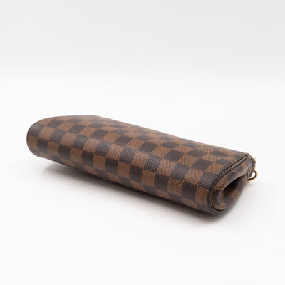 Eva Damier Ebene