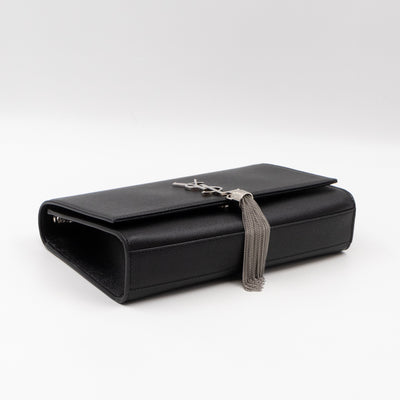Kate Medium Tassel Black Grained Leather Silver