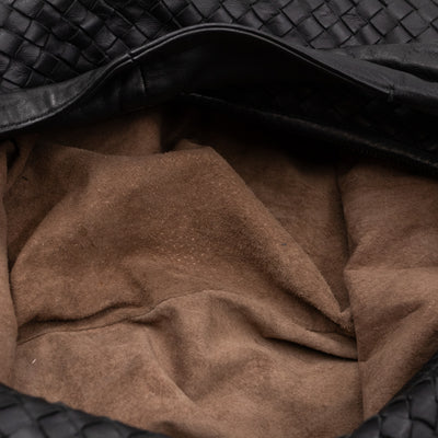 Veneta Hobo Bag Large Intrecciato Black Leather
