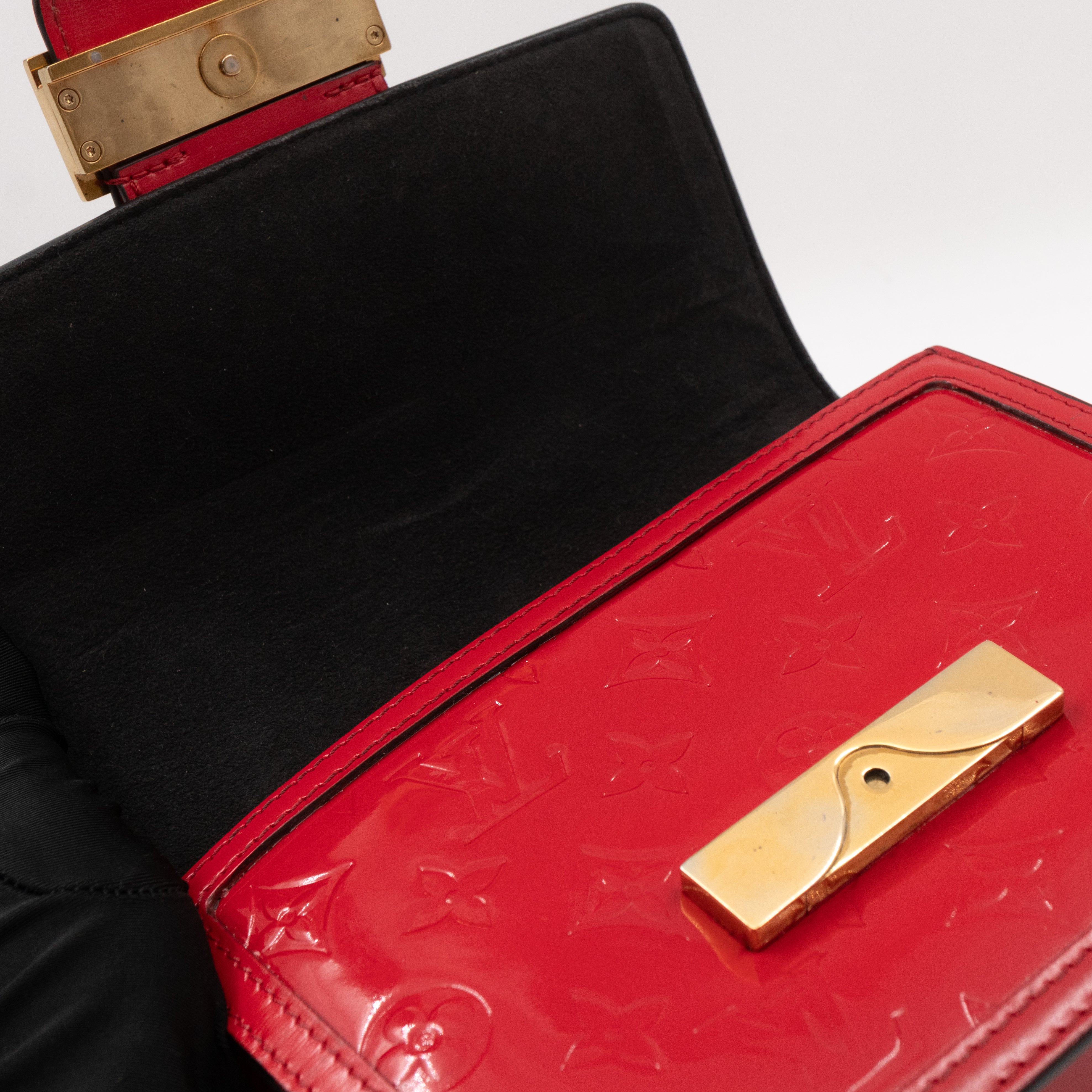 Dauphine Mini Red Monogram Vernis