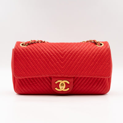 Medallion Charm Flap Bag Medium Red Chevron Calfskin Leather