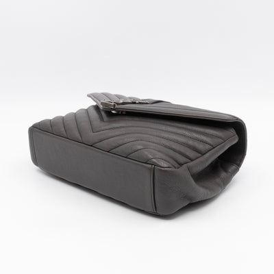 College Medium Chevron Quilted Gray Leather