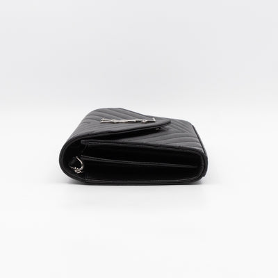 Cassandre Chain Wallet On Chain Black Grained Leather Silver