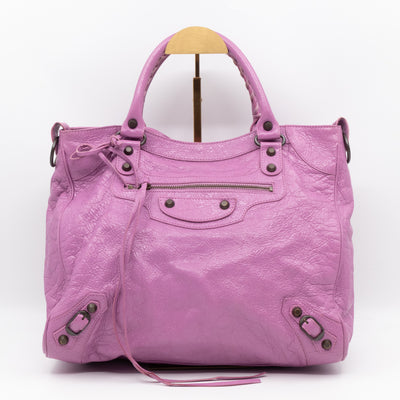Classic Velo Giant Pink Leather