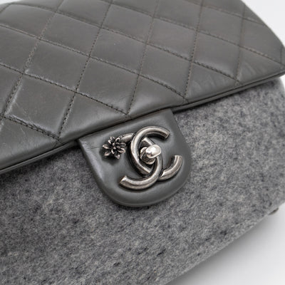 Edelweiss Flower Flap Bag Grey Glazed Calfskin & Felt