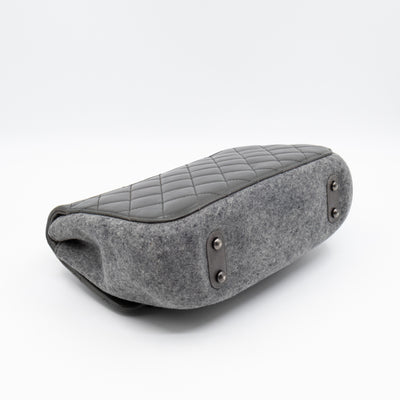 Edelweiss Flower Flap Bag Grey Glazed Calfskin & Felt