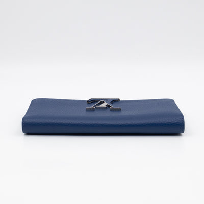 Capucines Wallet Blue Taurillon Leather