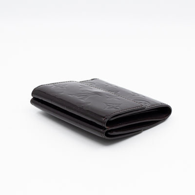 Elise Wallet Vernis Amarante