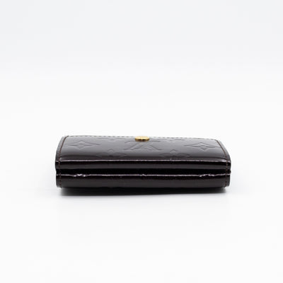 Elise Wallet Vernis Amarante