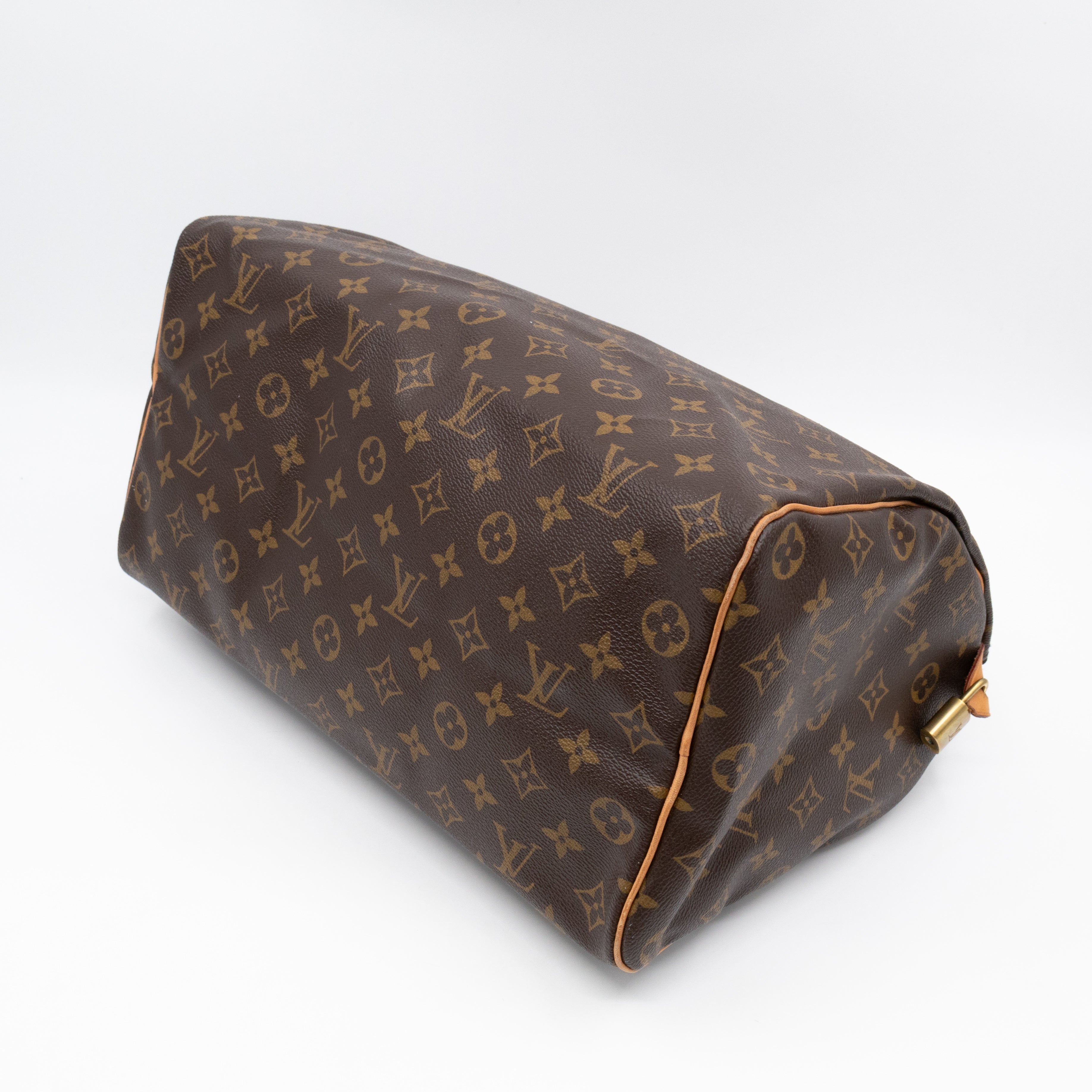 Speedy 35 Monogram