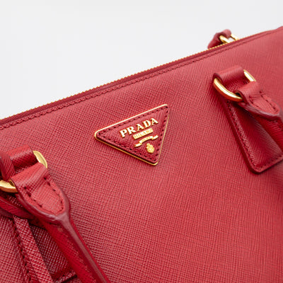 Galleria Large Double Zip Red Saffiano Leather