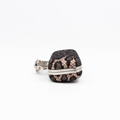 Long Skull Knuckle Clutch  Leopard Lace Pink