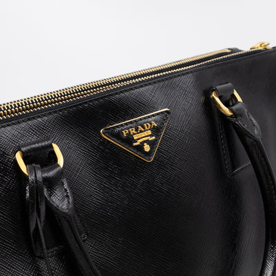 Galleria Double Zip Large Black Saffiano Leather