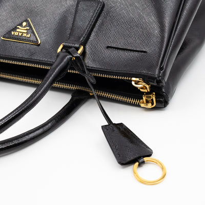 Galleria Double Zip Large Black Saffiano Leather