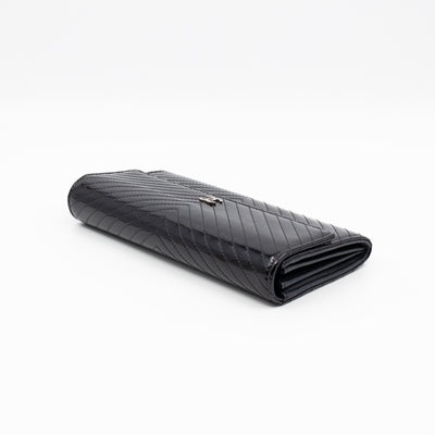 Gusset Long Flap Wallet Chevron Black Patent Leather