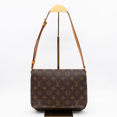 Musette Tango Monogram