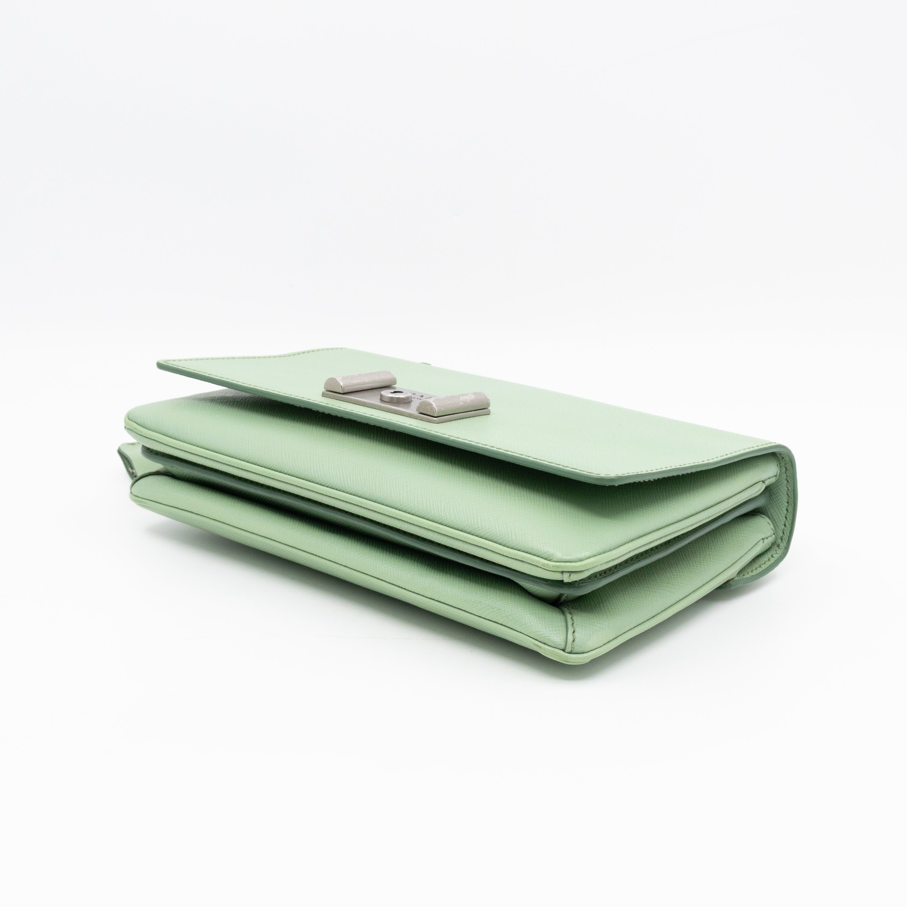 Chain Lock Flap Shoulder Bag Green Saffiano Leather