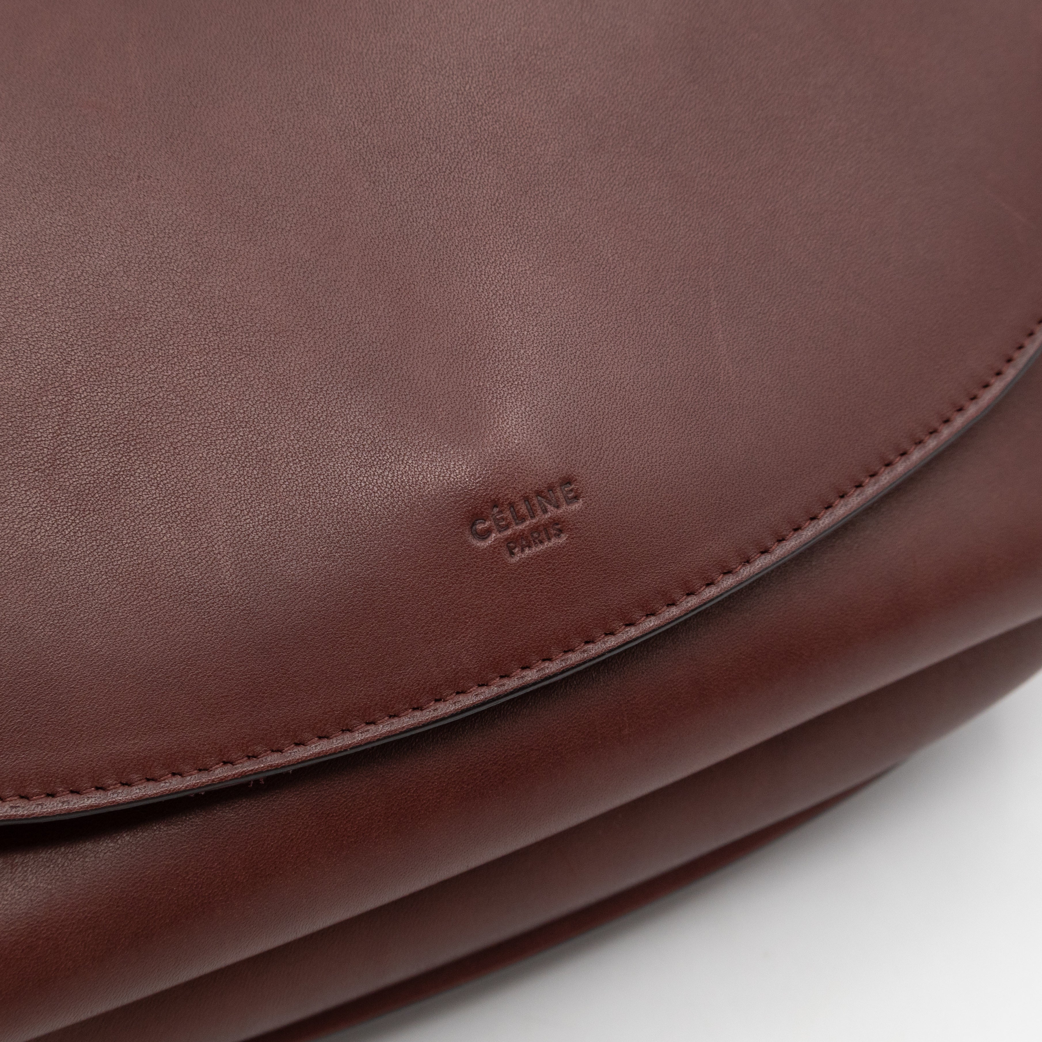 Trotteur Messenger Bag Burgundy Leather
