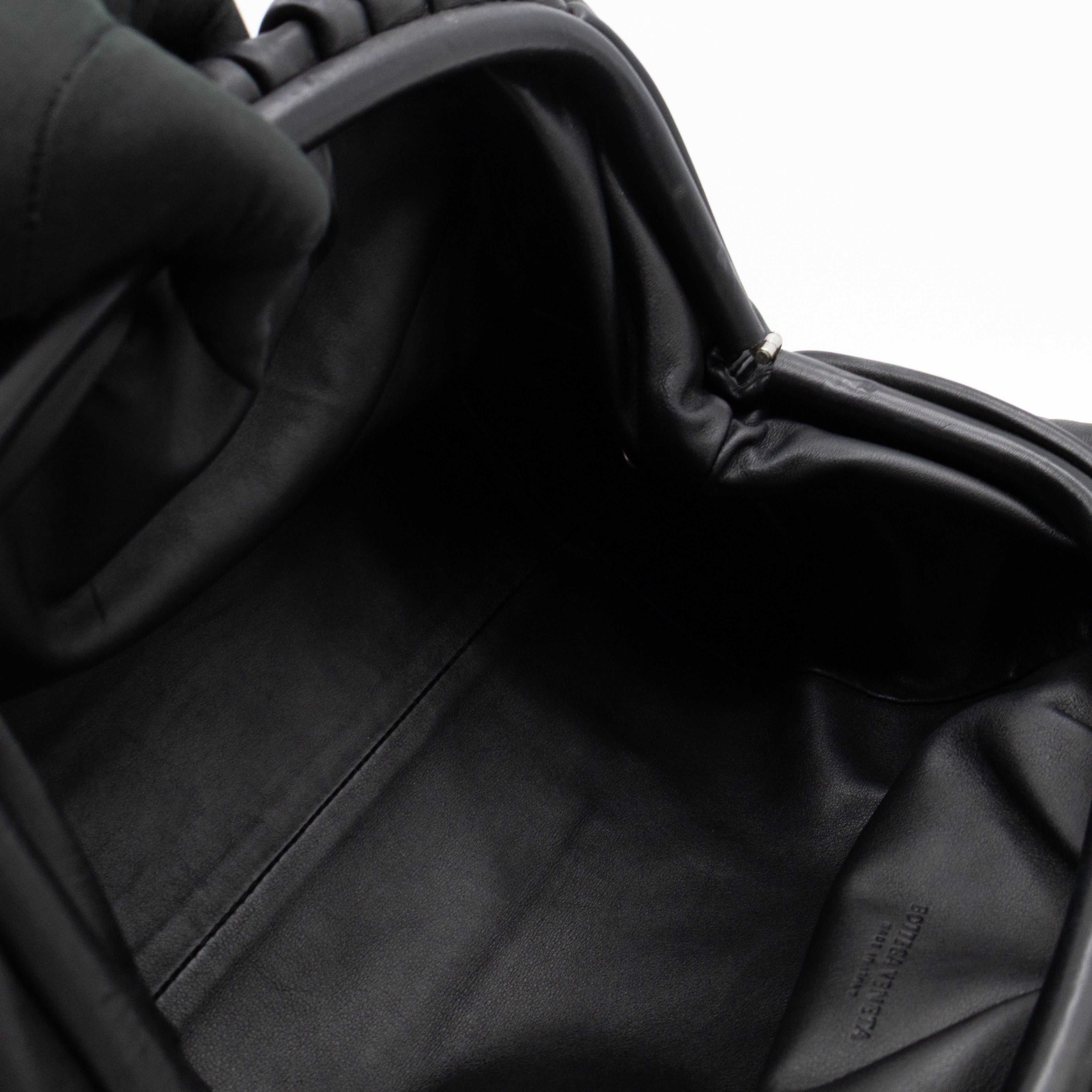 The Pouch Smooth Black Leather