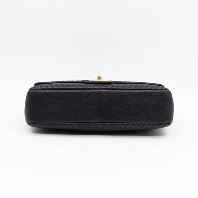 Medallion Charm Flap Bag Medium Black Chevron Leather