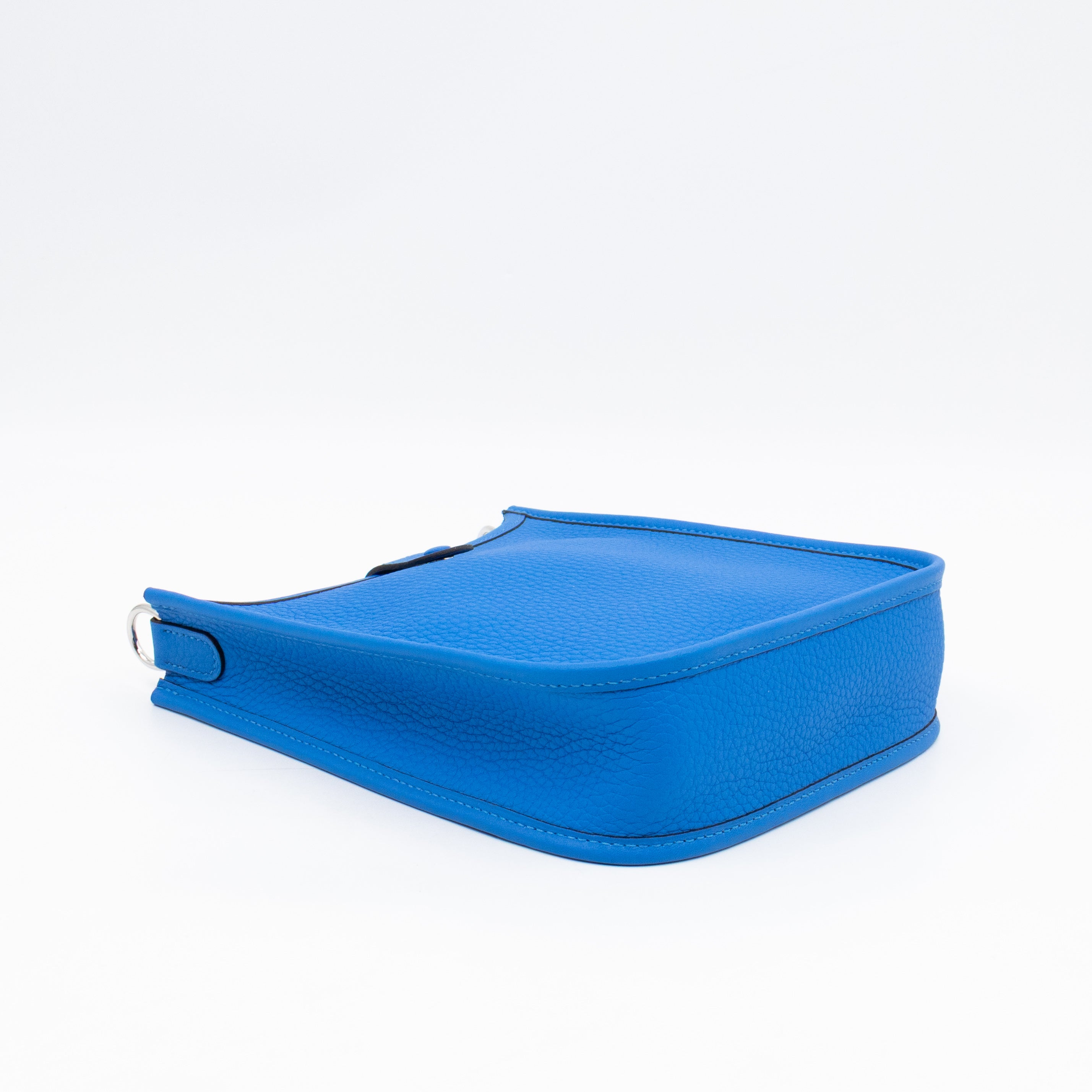 Evelyne 16 Mini Bleu Hydra Leather