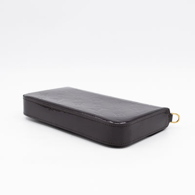 Pochette Felicie Vernis Amarante