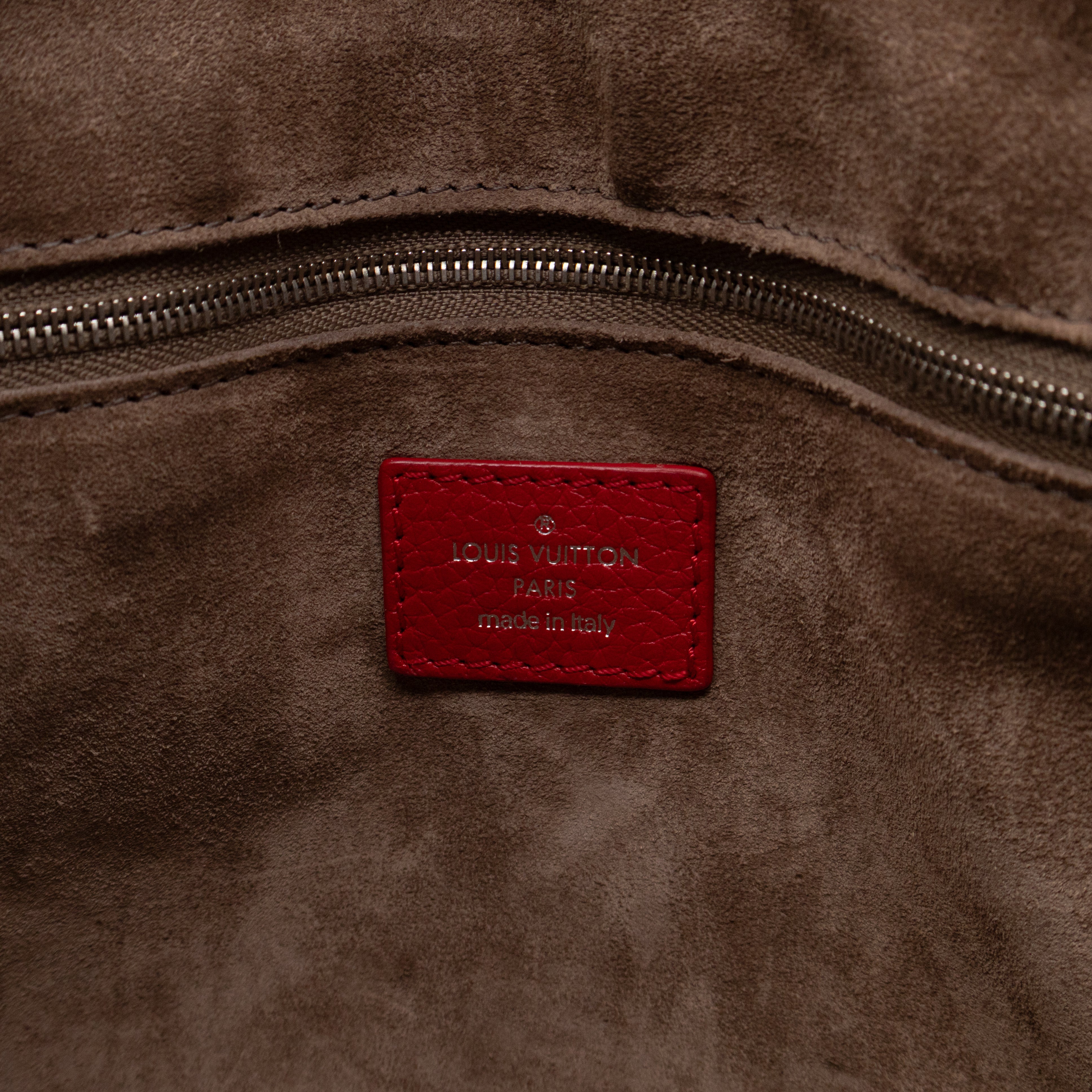 Soft Lockit PM Taurillon Leather Rubis