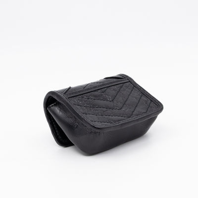 Niki Airpod Case Black Crinkled Leather