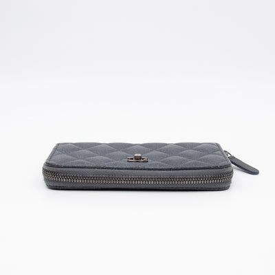 Medium Zipped Wallet Grey Metallic Leather