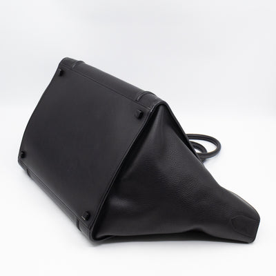 Phantom Medium Luggage Black Leather