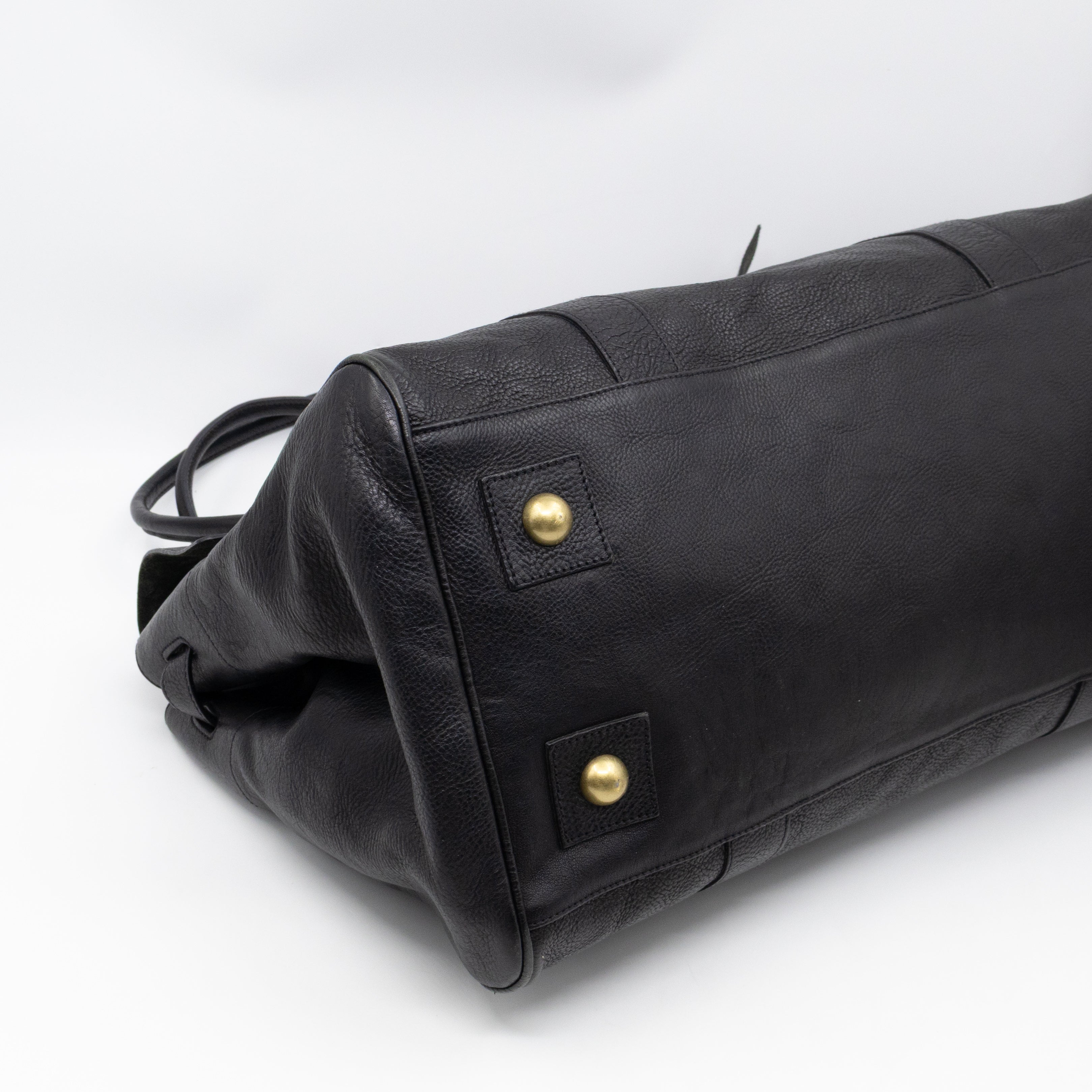 Piccadilly Bayswater Black Leather
