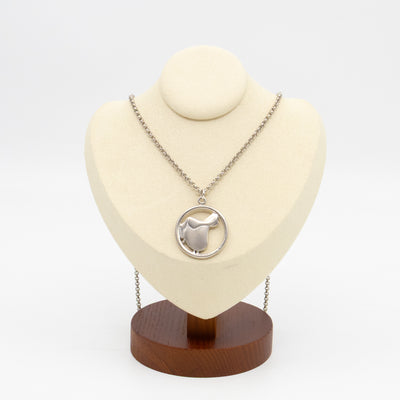 Saddle Jump Pendant Necklace Silver