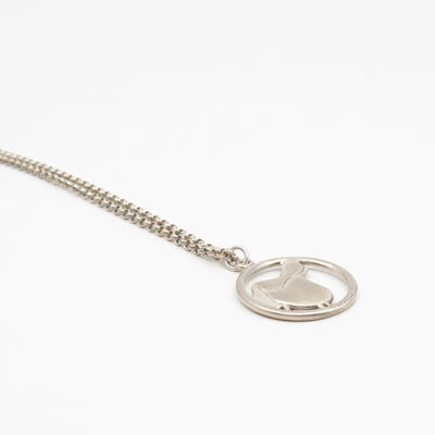 Saddle Jump Pendant Necklace Silver