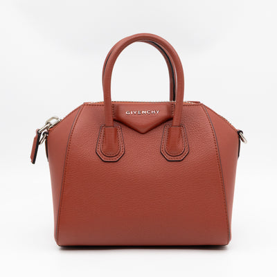 Antigona Mini Paprika Grained Leather