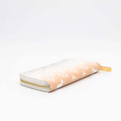Zippy Wallet By the Pool Brume
