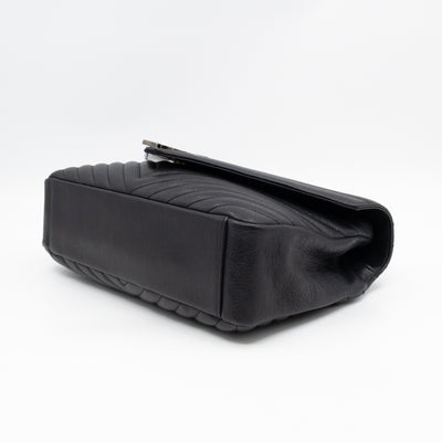 College Large Chevron Quilted Black Leather