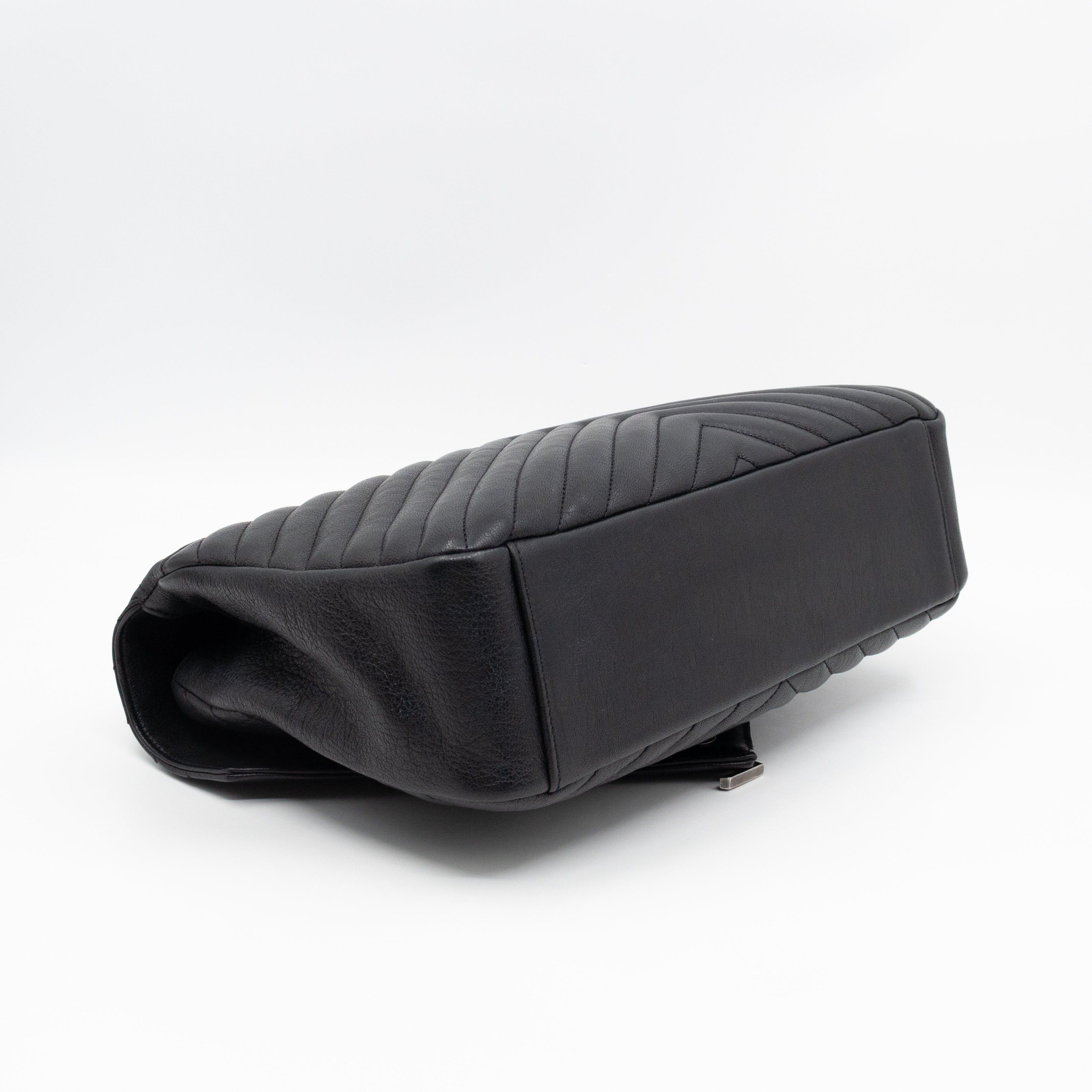 College Large Chevron Quilted Black Leather