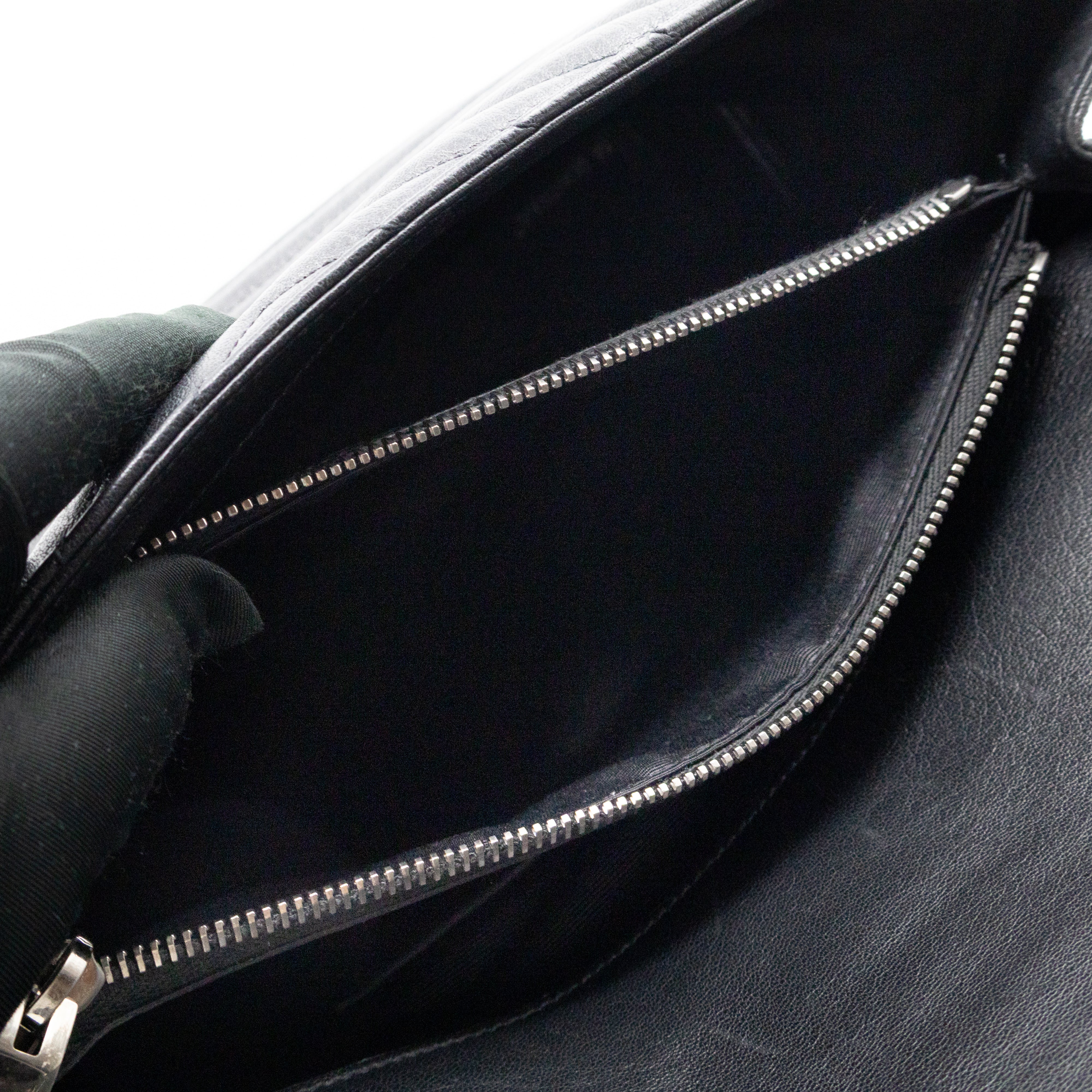 College Large Chevron Quilted Black Leather