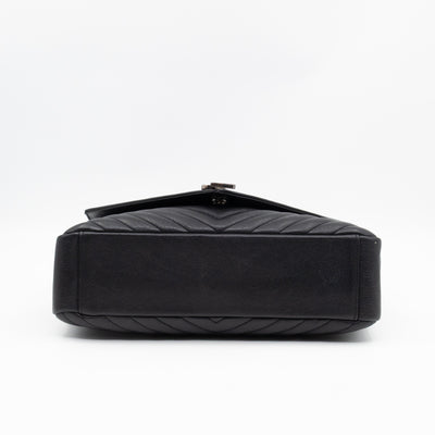 College Large Chevron Quilted Black Leather