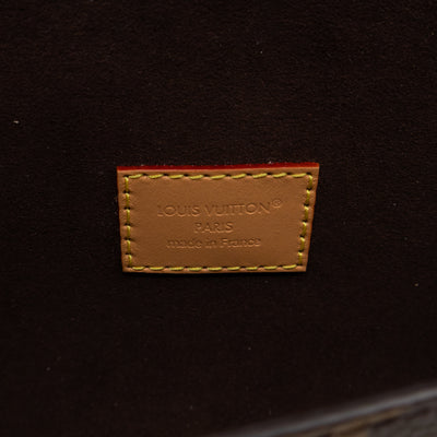 Pochette Camille Monogram