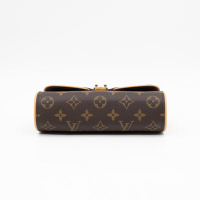 Pochette Camille Monogram