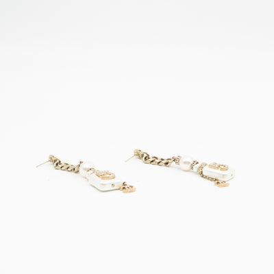 Perfume Bottle 5 Pearl Drop Earrings White Light Gold