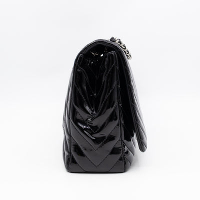Classic Single Flap Maxi Black Chevron Patent Silver