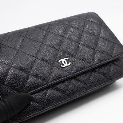 Classic Wallet On Chain Black Caviar Silver