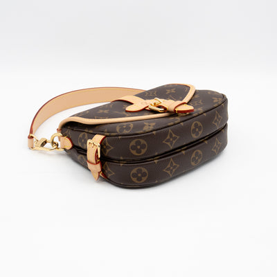 Saumur BB Monogram