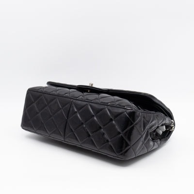 Classic Double Flap Jumbo Black Patent Leather